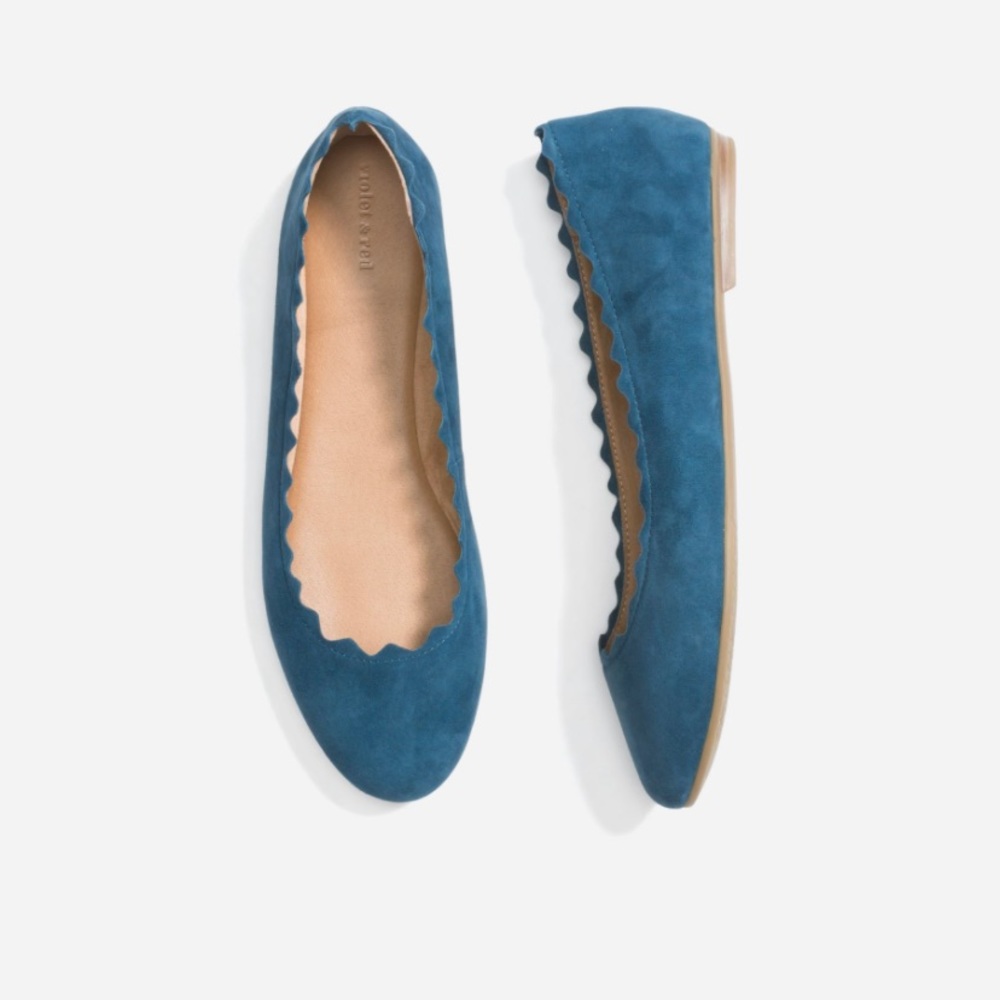 Winnie Suede Scalloped Flat